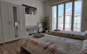 Camera Low Cost In Alloggio Condiviso